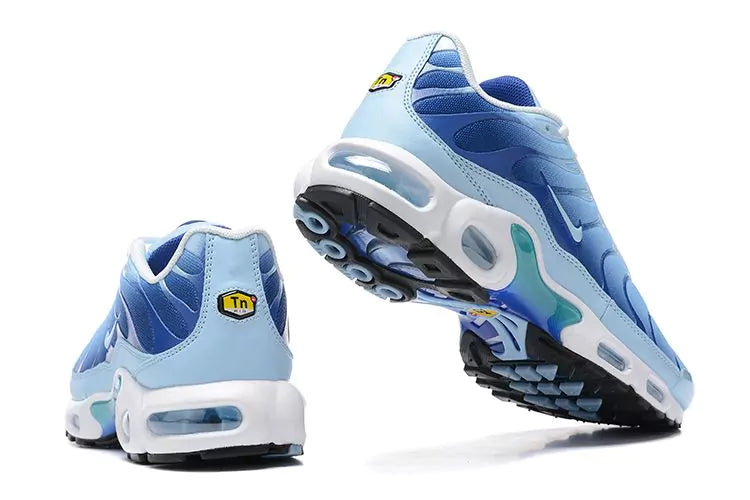 AIR MAX PLUS ''UNIVERSITY BLUE GRADIENT''