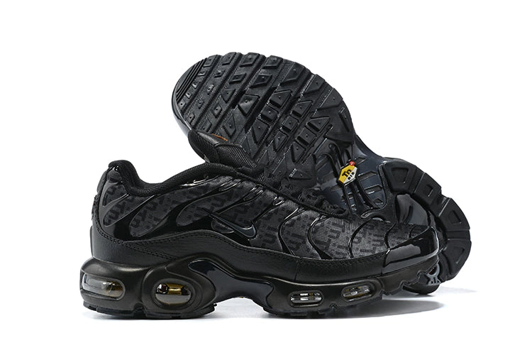 AIR MAX PLUS 1 "BLACK TN PATTERN