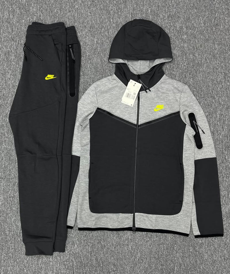 Conjunto Tech Fleece