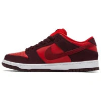 Tênis NK SB Dunk Low Cherry