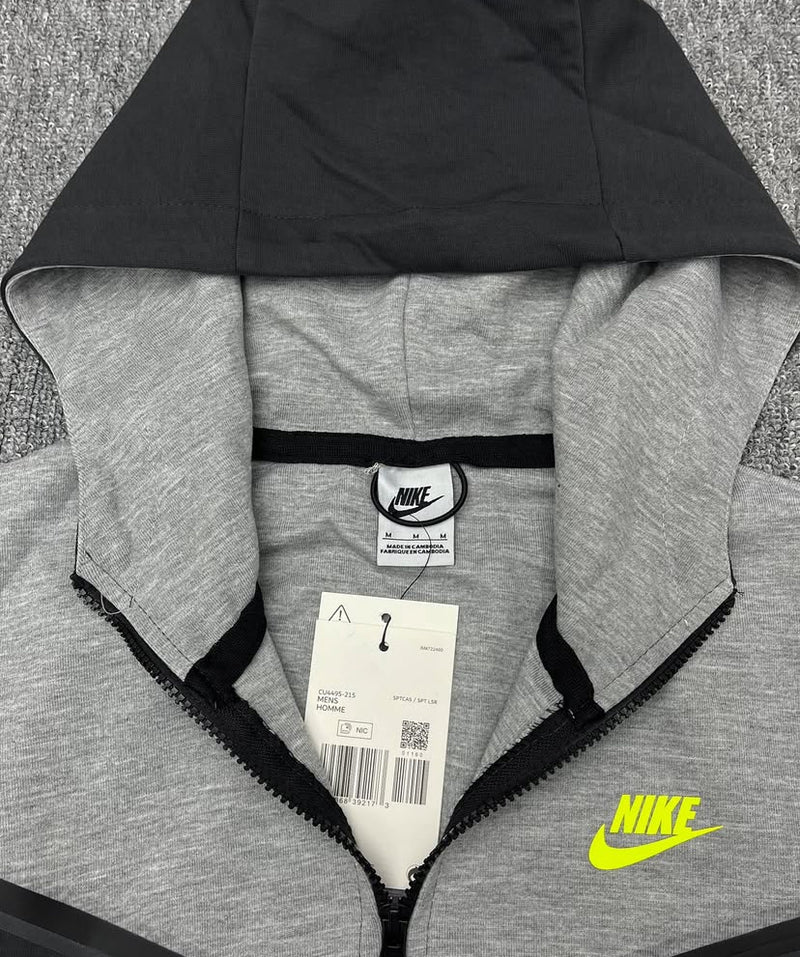 Conjunto Tech Fleece