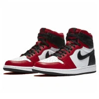 Air Jordan 1 Retro High Satin Snake Chicago